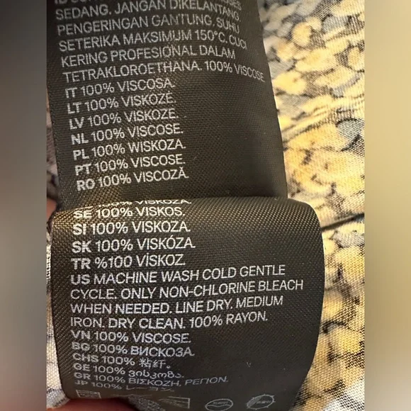 H&M tunic long sleeve blue and yellow pattern top - Picture 6 of 6